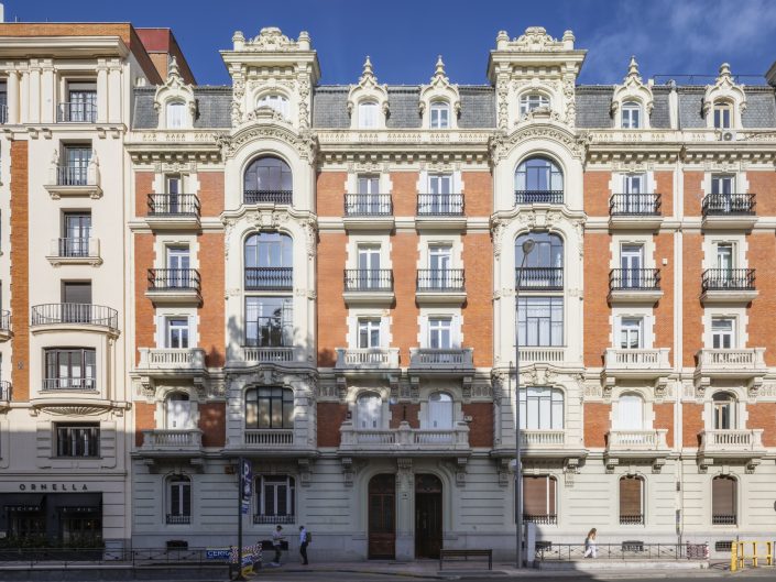 Lujo clásico en Serrano